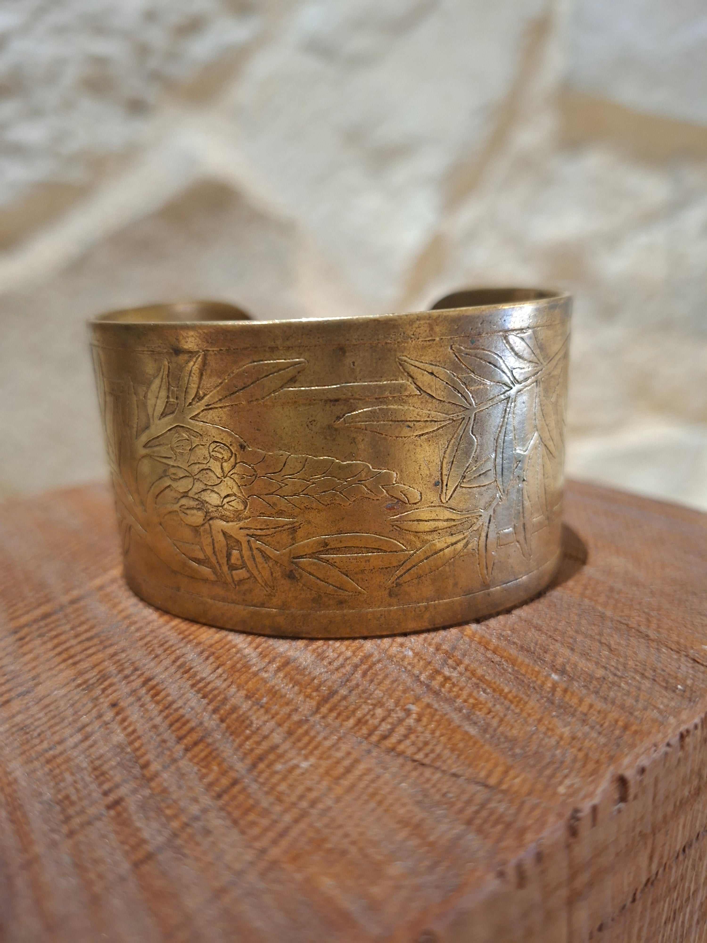 Bracelet Ancien ''Métal ciselé''