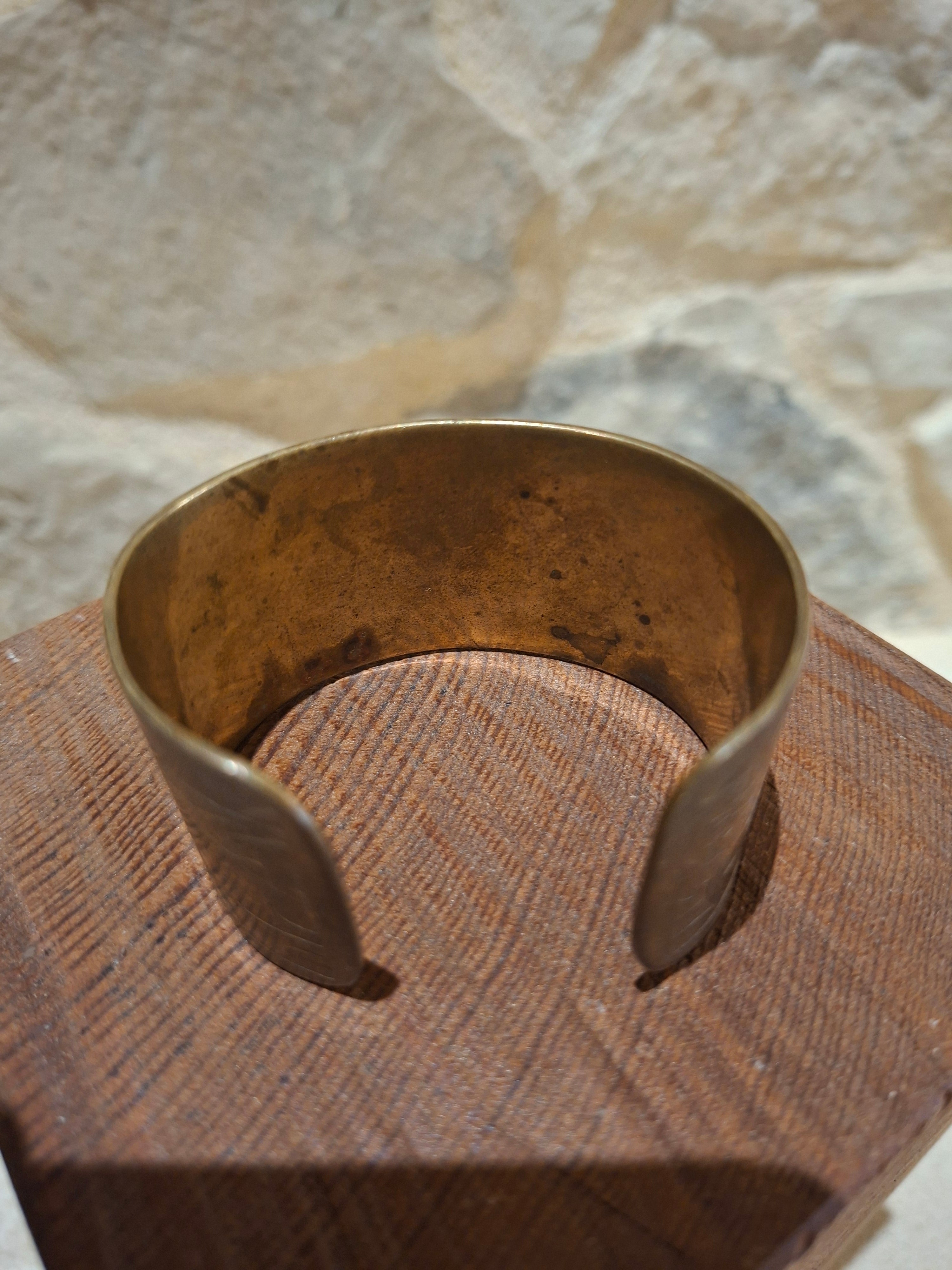 Bracelet Ancien ''Métal ciselé''