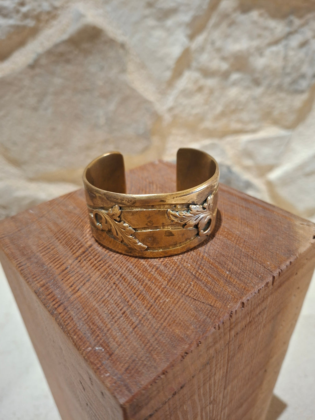 Bracelet Ancien ''Métal sculpté''