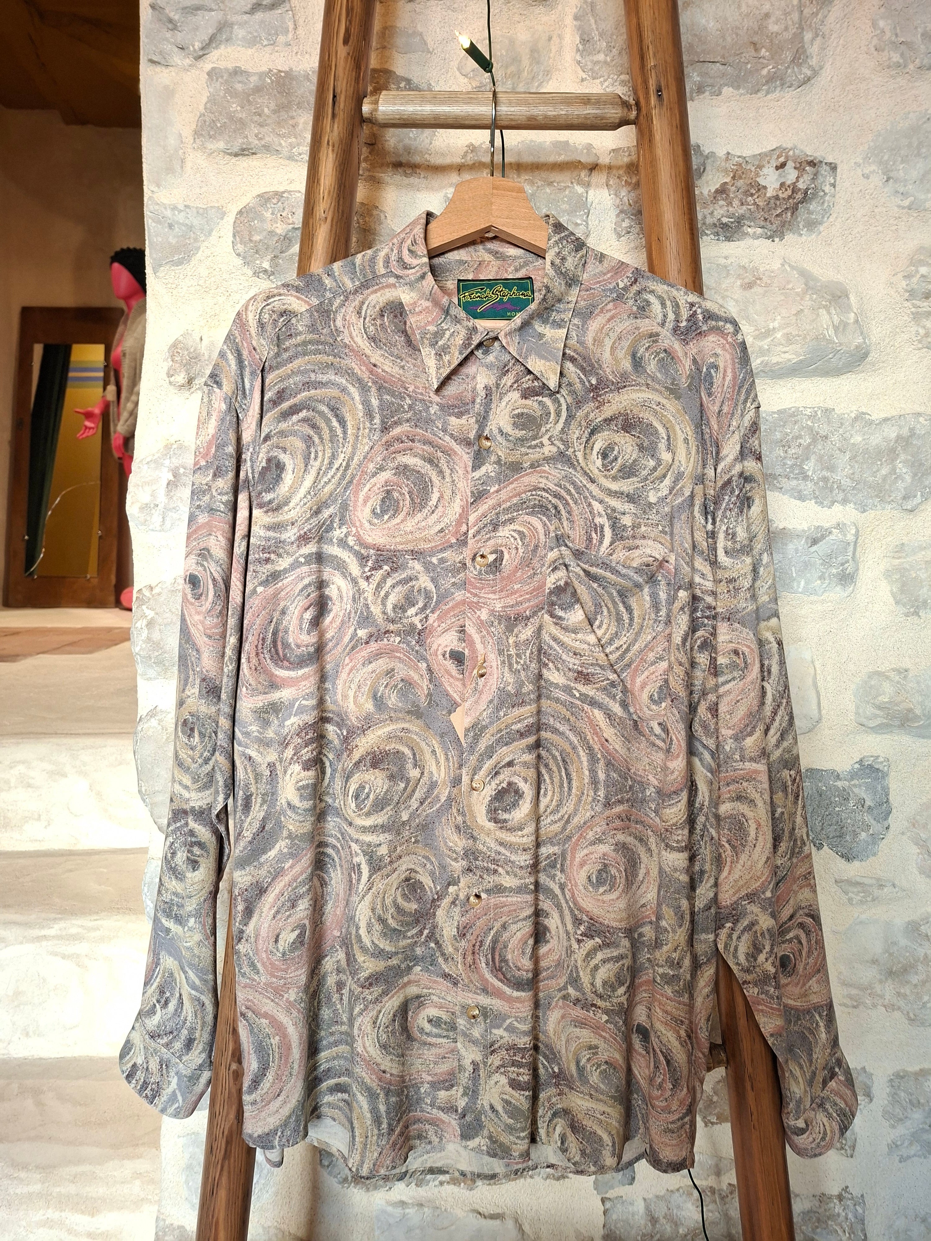 Chemise Vintage Made in France ''motifs abstraits''