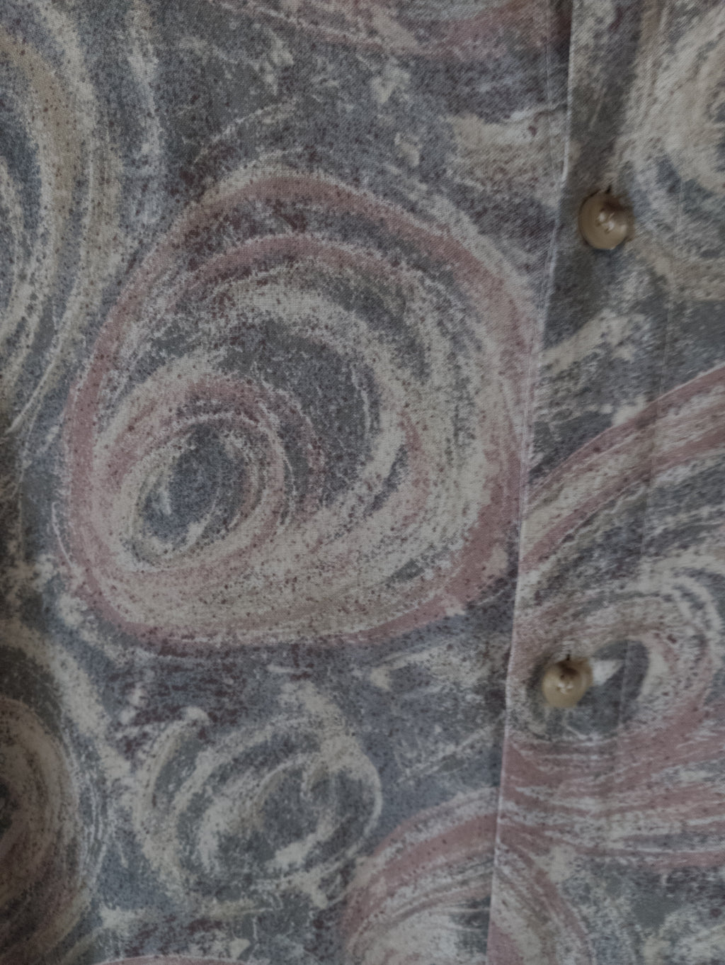 Chemise vintage Made in France ''motifs abstraits''