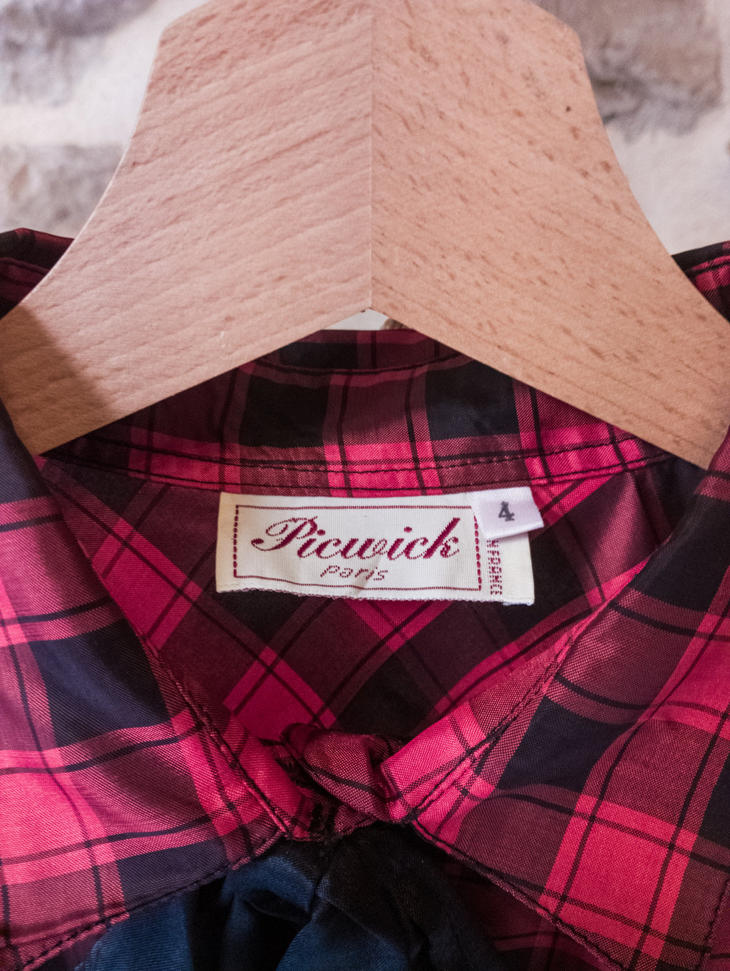 Chemisier ''preppy'' noir et rouge