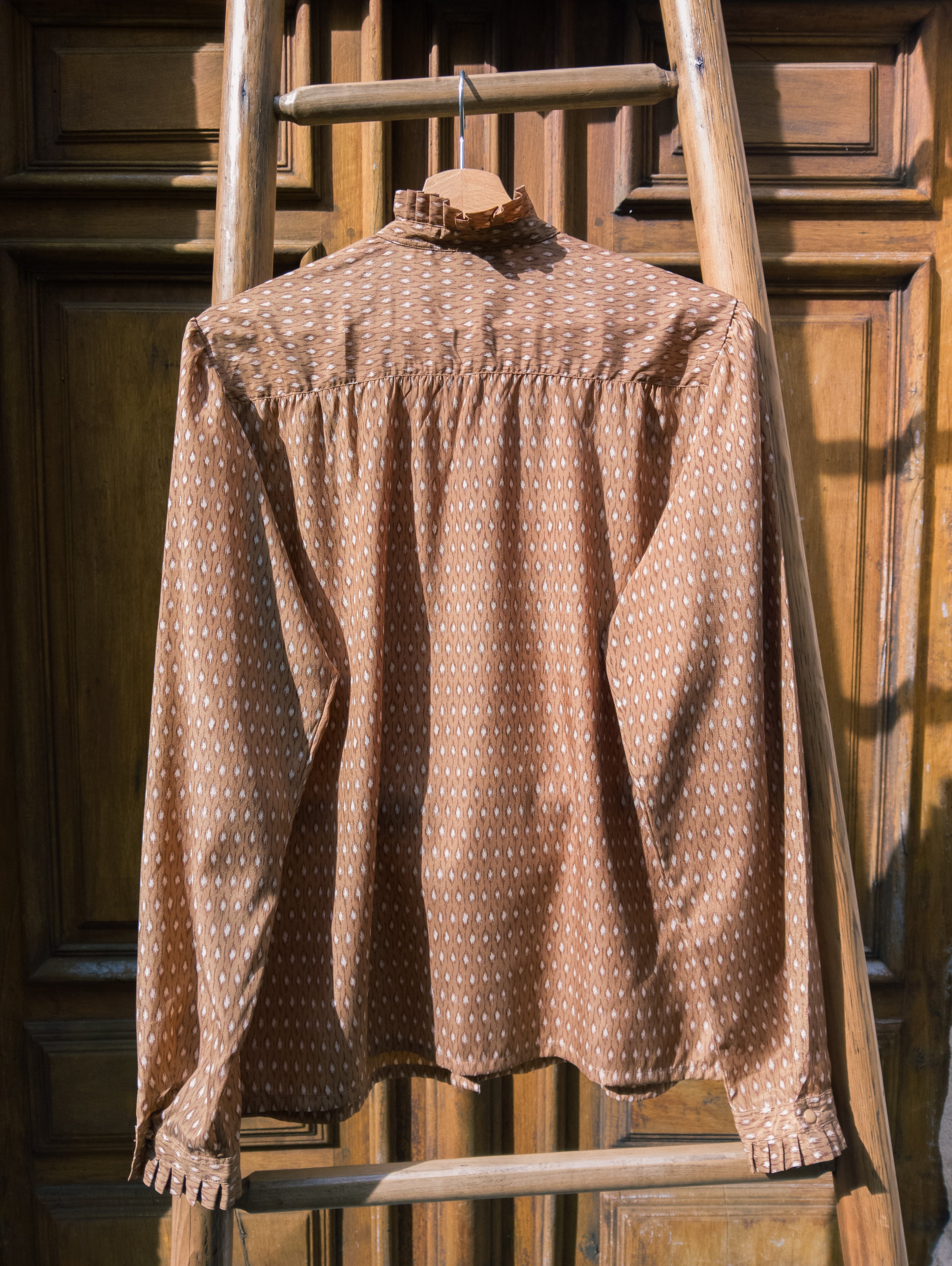 Chemisier fauve ''froufrou''