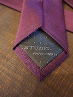 Cravate en soie violine