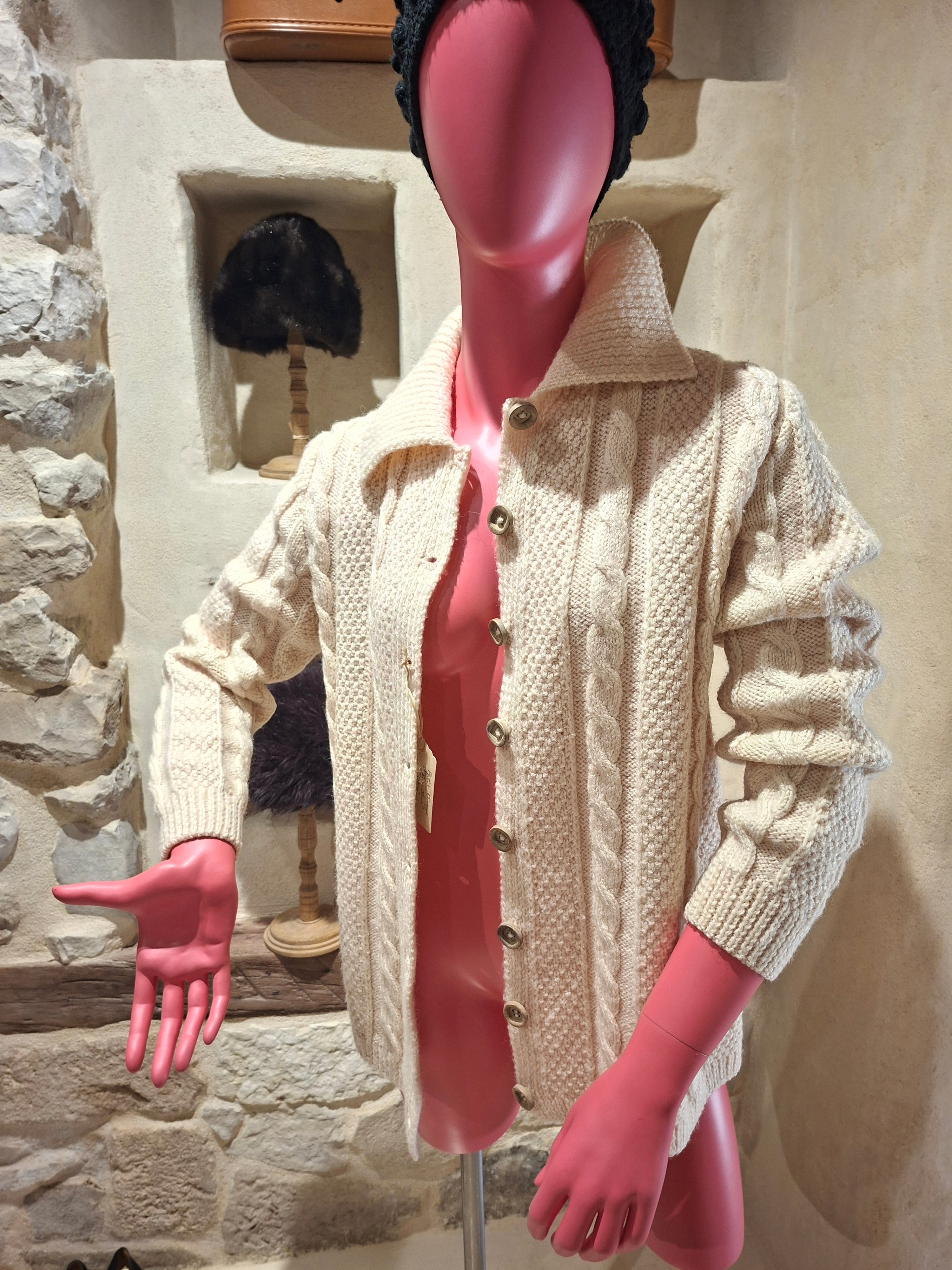 Gilet Vintage ''fait main'' crème