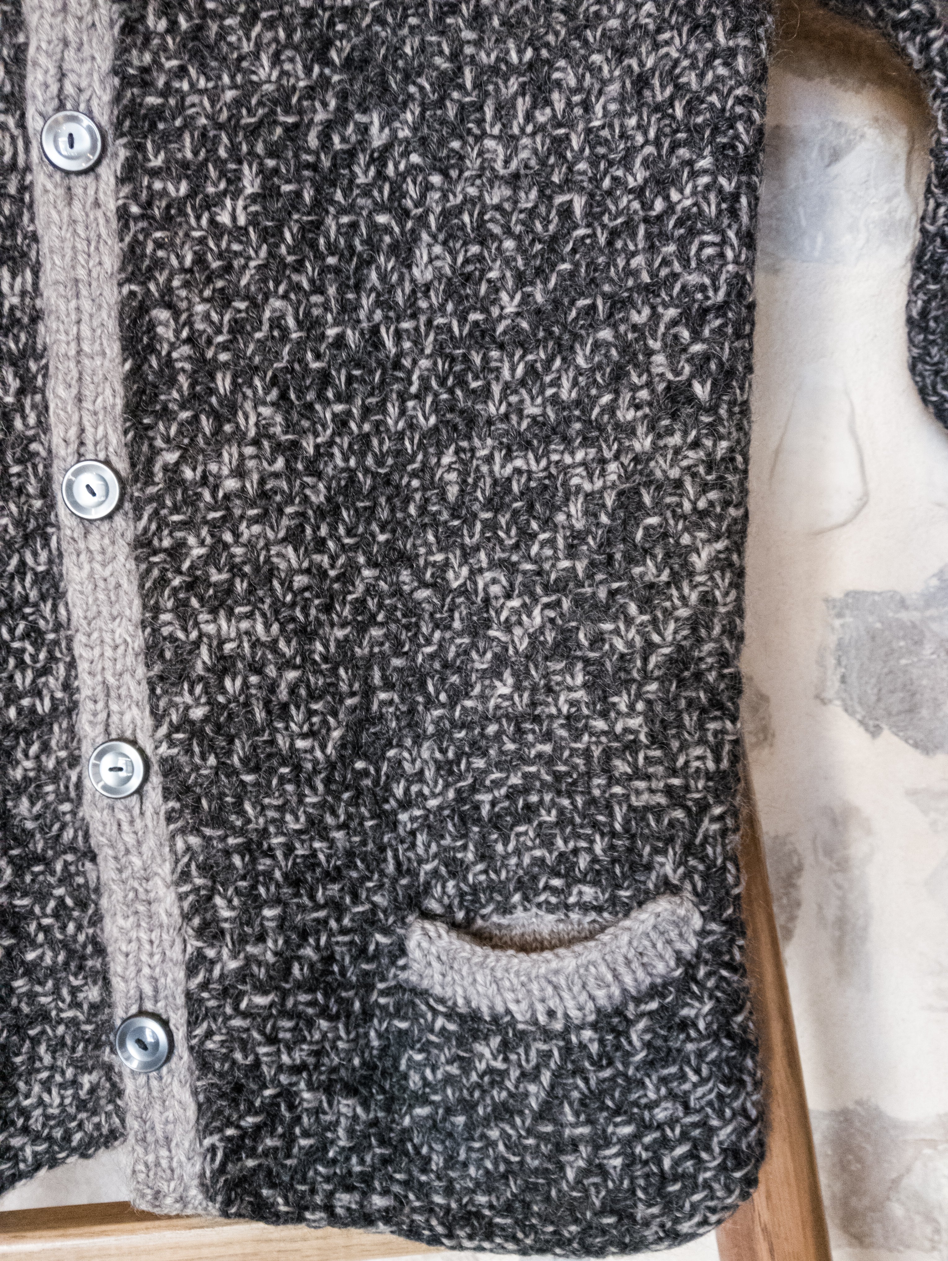 Gilet fait main gris perle et anthracite