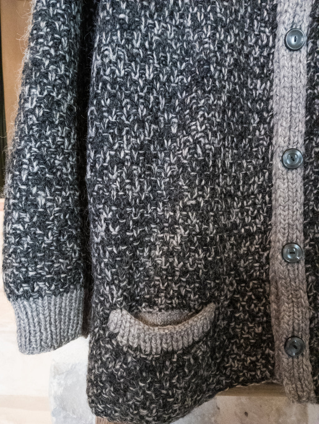 Gilet fait main gris perle et anthracite