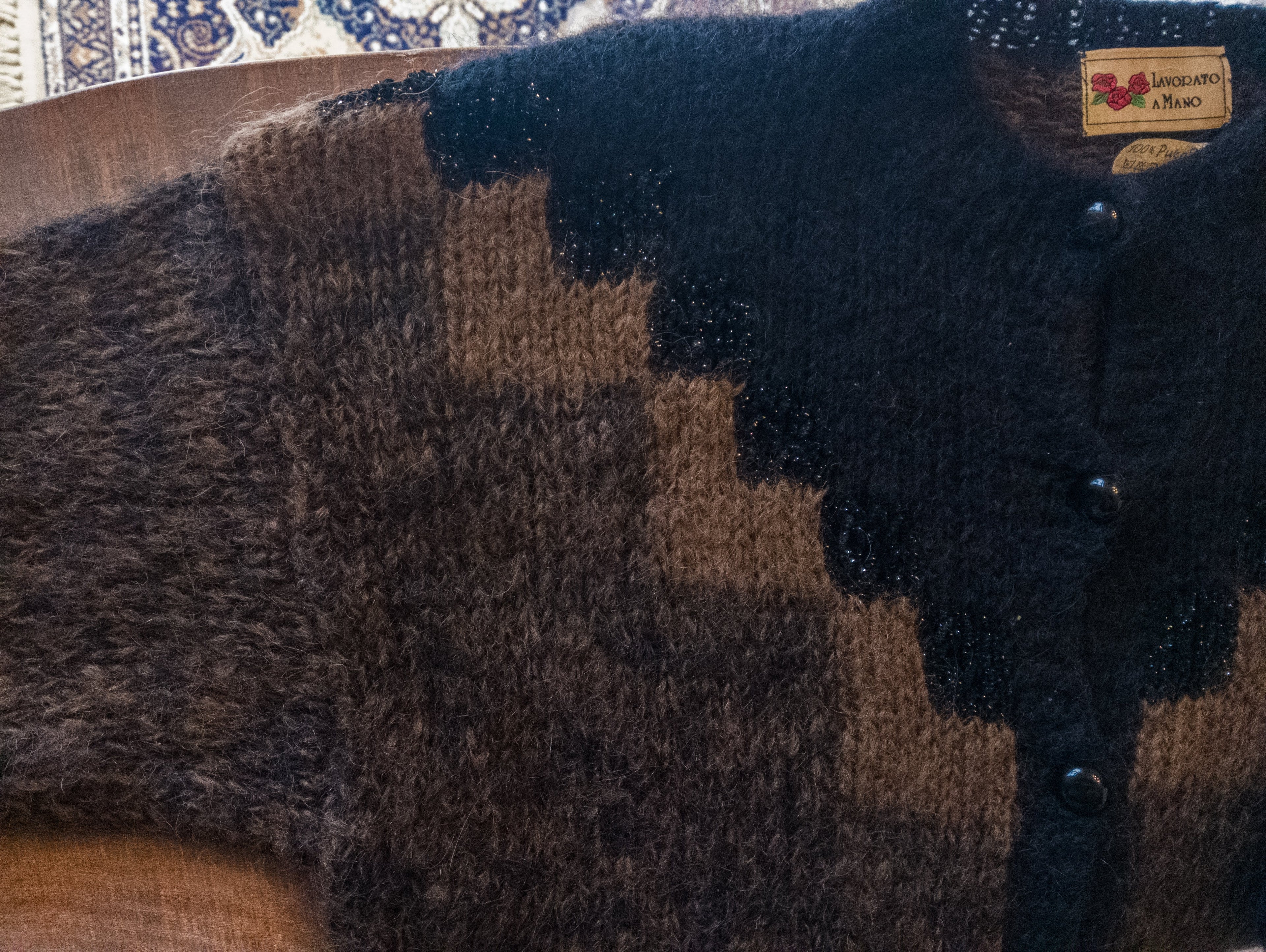 Gilet Vintage tricoté main ''Marron et noir Automne''