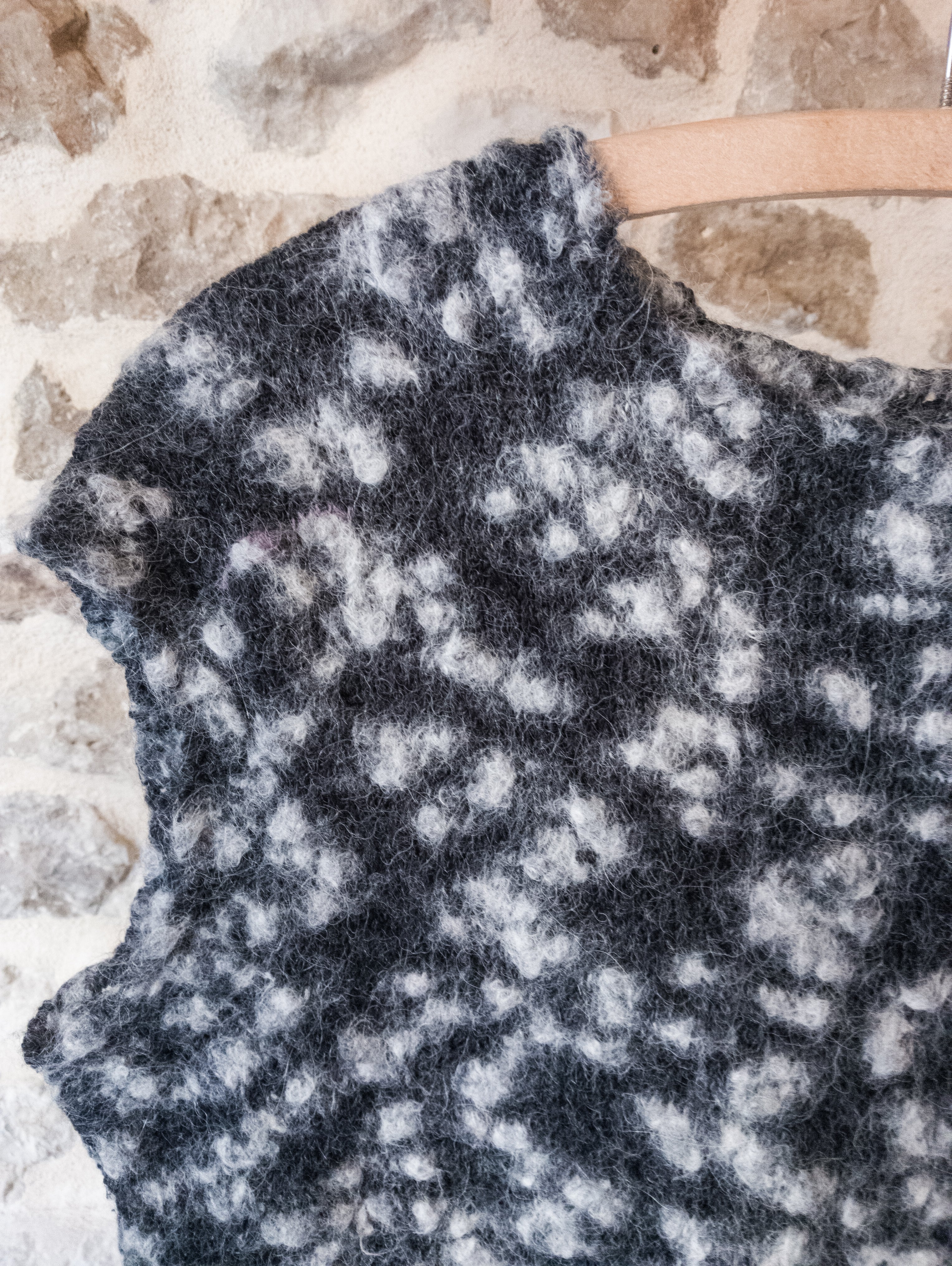 Pull débardeur ''enneigé'' fait main