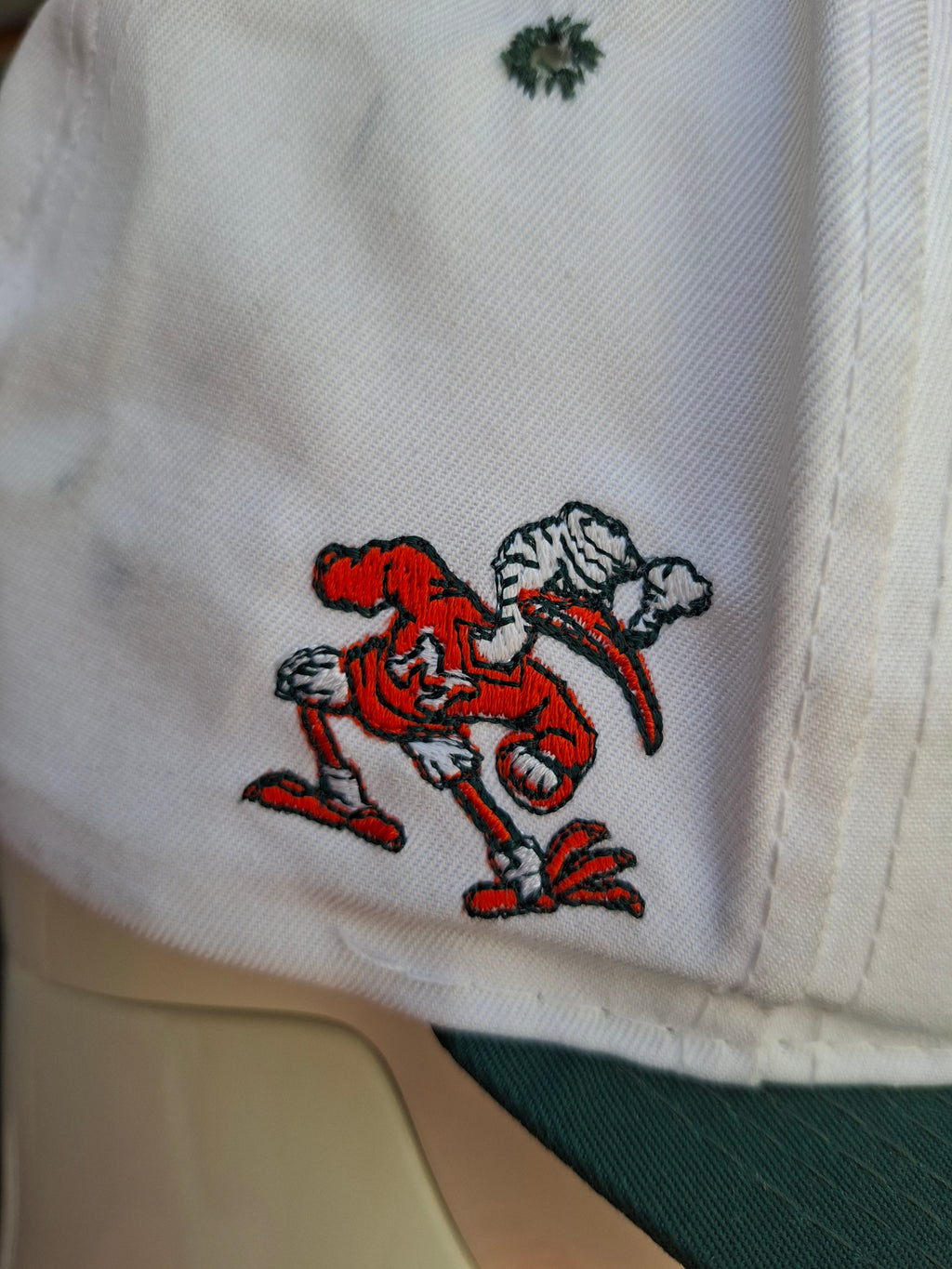 Casquette vintage Miami Hurricanes – Sports Specialties (années 90)